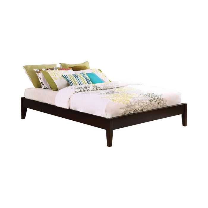 Hounslow California King, E.King, & Queen Universal Platform Bed Cappuccino - U&U Home Budget Furniture (Carteret, NJ)