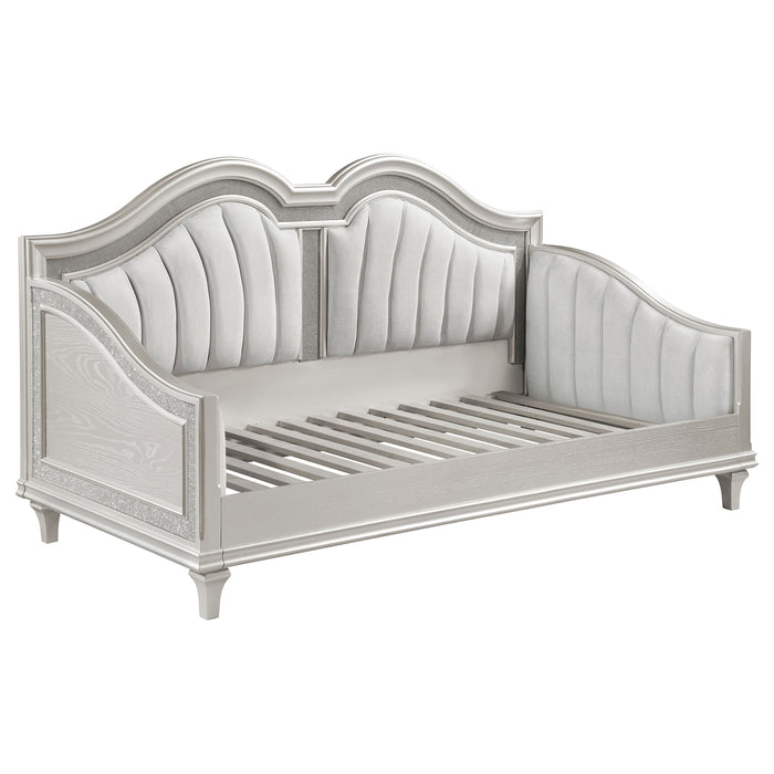 Evangeline Upholstered Twin Daybed with Faux Diamond Trim Silver and Ivory - U&U Home Budget Furniture (Carteret, NJ)