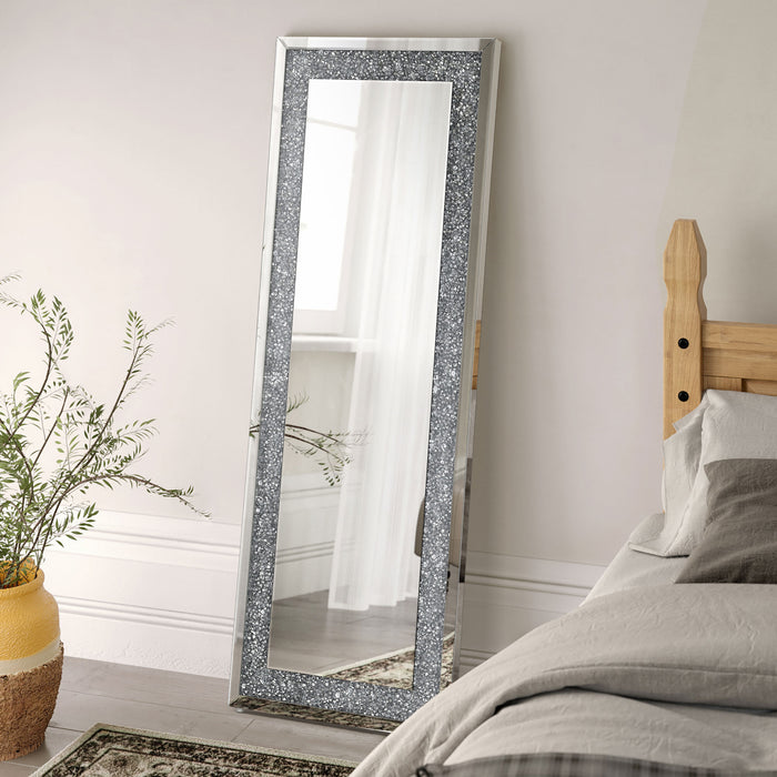 Valerie Crystal Inlay Rectangle Floor Mirror - U&U Home Budget Furniture (Carteret, NJ)
