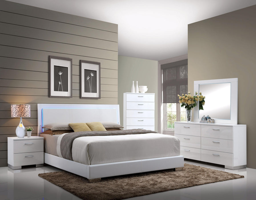 Lorimar White PU & Chrome Leg Eastern King Bed - U&U Home Budget Furniture (Carteret, NJ)