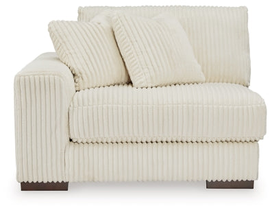 Lindyn Sectional with Chaise - U&U Home Budget Furniture (Carteret, NJ)