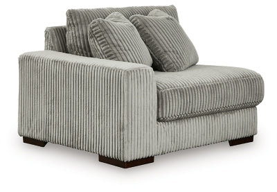 Lindyn Sectional with Chaise - U&U Home Budget Furniture (Carteret, NJ)