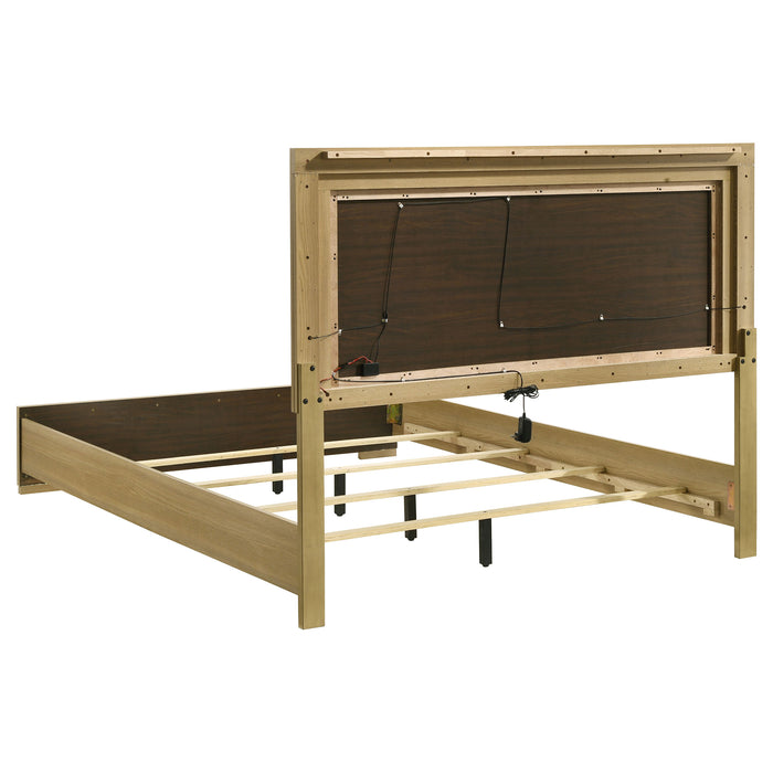 Hyland 4 & 5 Piece Bedroom Set E.King & Queen - U&U Home Budget Furniture (Carteret, NJ)