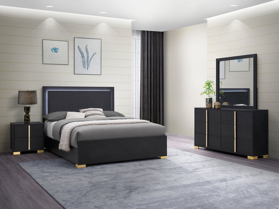 Marceline Bedroom Sets White & Black 4 & 5 Piece - U&U Home Budget Furniture (Carteret, NJ)
