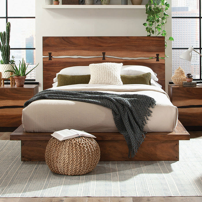 Winslow Queen & E.King Bed - U&U Home Budget Furniture (Carteret, NJ)