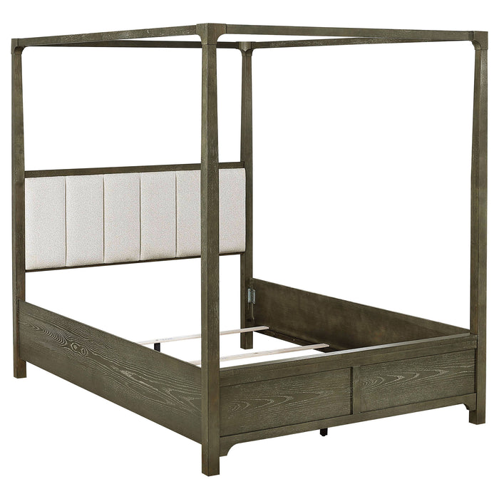 Gran Park 4 & 5 Piece Bedroom Set E.King, Queen, & Cal.King - U&U Home Budget Furniture (Carteret, NJ)