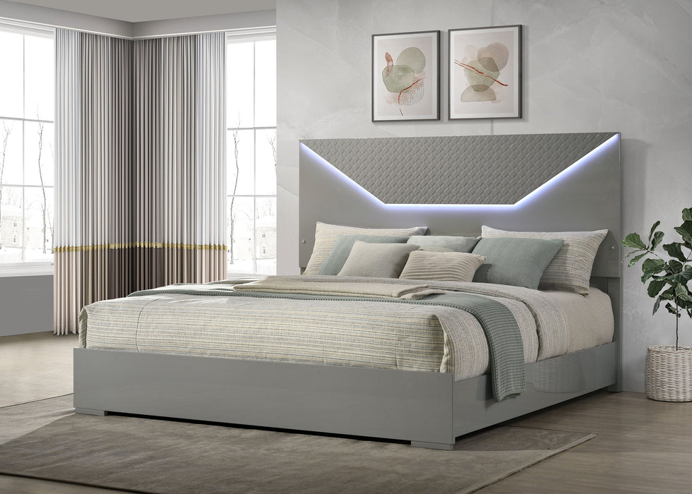 Ives Eastern King & Queen Bed - U&U Home Budget Furniture (Carteret, NJ)
