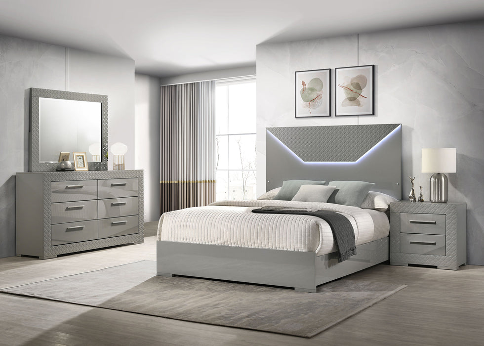 Ives 4 & 5 Piece Bedroom Set E.king & Queen White & Grey - U&U Home Budget Furniture (Carteret, NJ)
