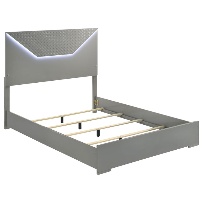 Ives 4 & 5 Piece Bedroom Set E.king & Queen White & Grey - U&U Home Budget Furniture (Carteret, NJ)