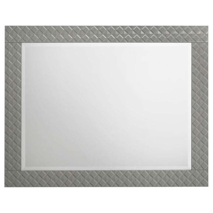 Ives 4 & 5 Piece Bedroom Set E.king & Queen White & Grey - U&U Home Budget Furniture (Carteret, NJ)