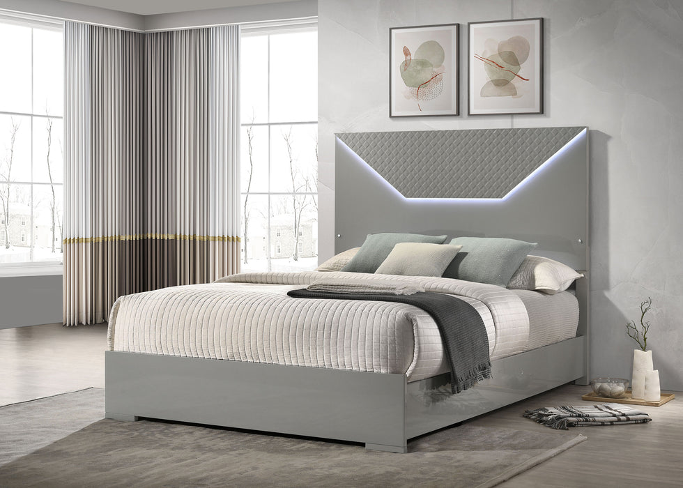 Ives Eastern King & Queen Bed - U&U Home Budget Furniture (Carteret, NJ)