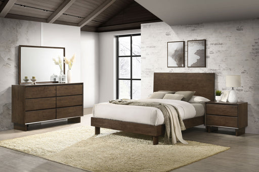 Glenwood 4 & 5 Piece Bedroom Set Eastren king & Queen - U&U Home Budget Furniture (Carteret, NJ)