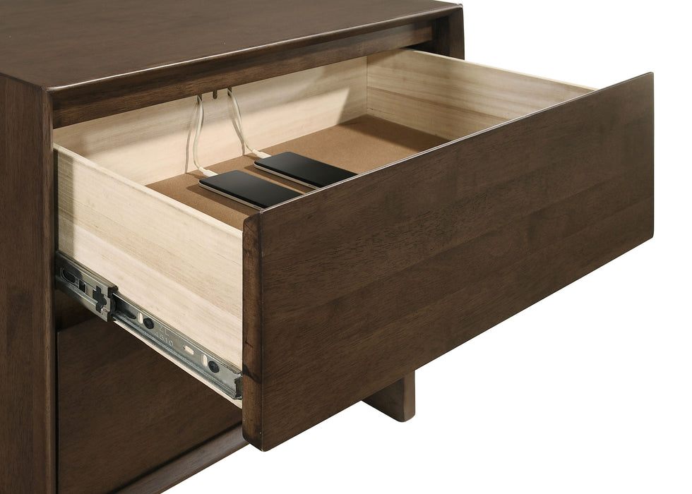 Glenwood 4 & 5 Piece Bedroom Set Eastren king & Queen - U&U Home Budget Furniture (Carteret, NJ)