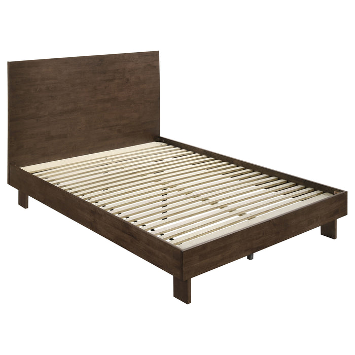 Glenwood Eastern King & Queen Bed - U&U Home Budget Furniture (Carteret, NJ)