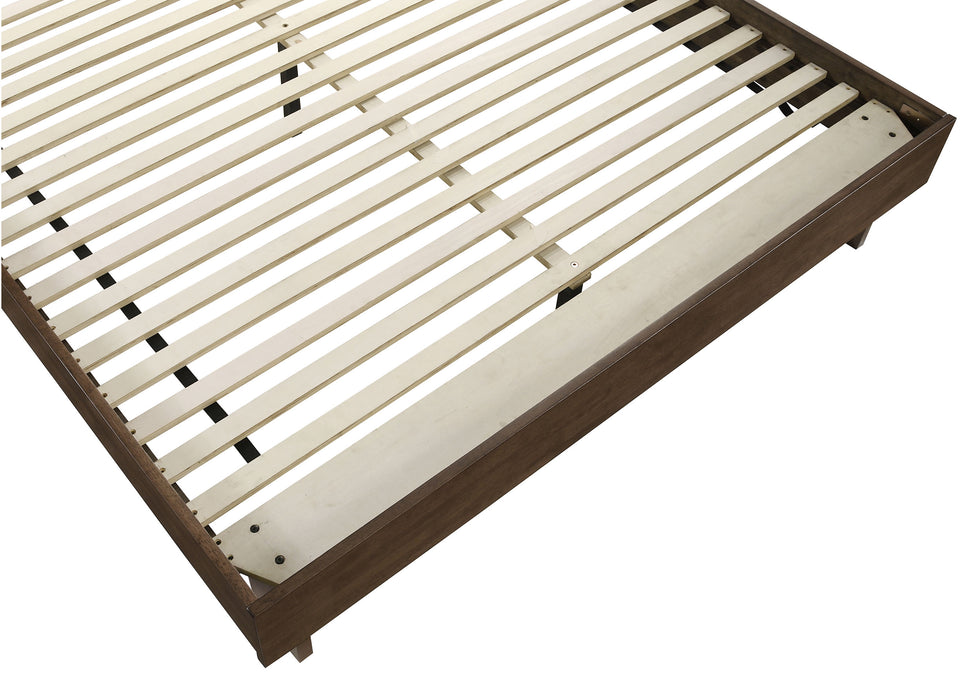Glenwood Eastern King & Queen Bed - U&U Home Budget Furniture (Carteret, NJ)
