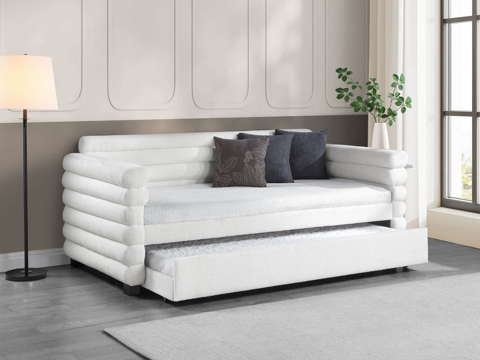 Patricia Daybed - U&U Home Budget Furniture (Carteret, NJ)