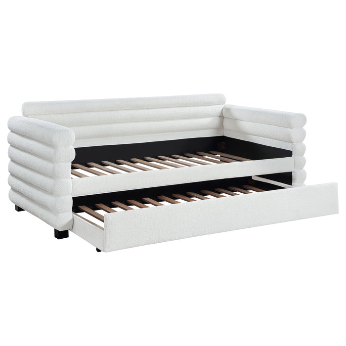 Patricia Daybed - U&U Home Budget Furniture (Carteret, NJ)