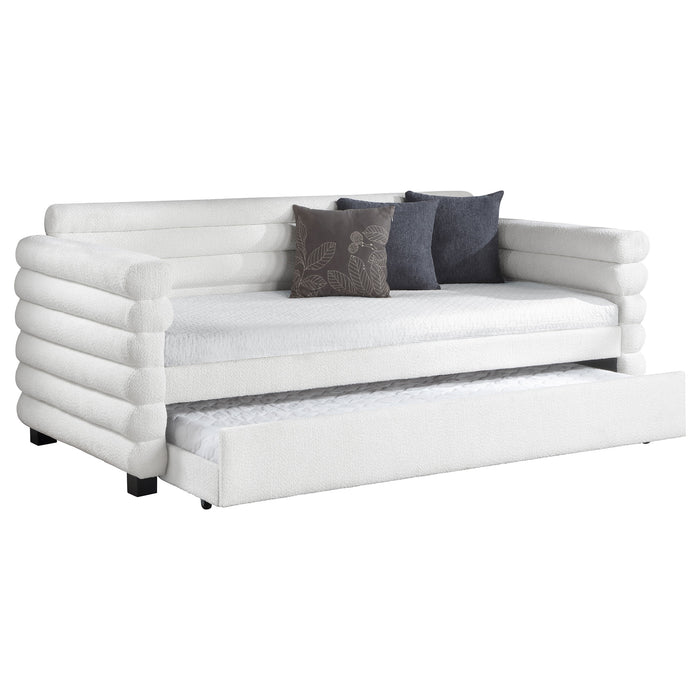 Patricia Daybed - U&U Home Budget Furniture (Carteret, NJ)