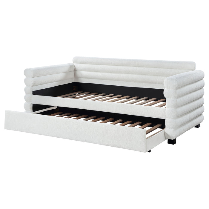 Patricia Daybed - U&U Home Budget Furniture (Carteret, NJ)