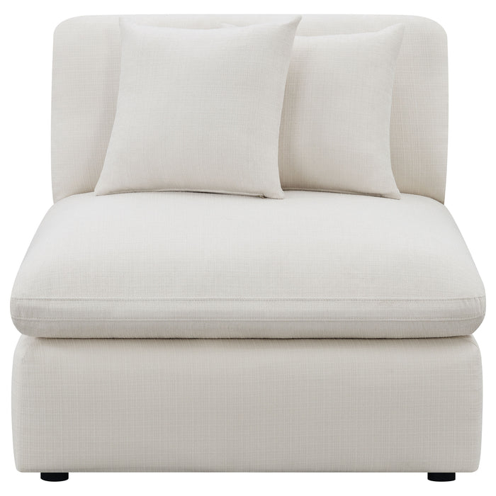 Hobson Accent Chair - U&U Home Budget Furniture (Carteret, NJ)