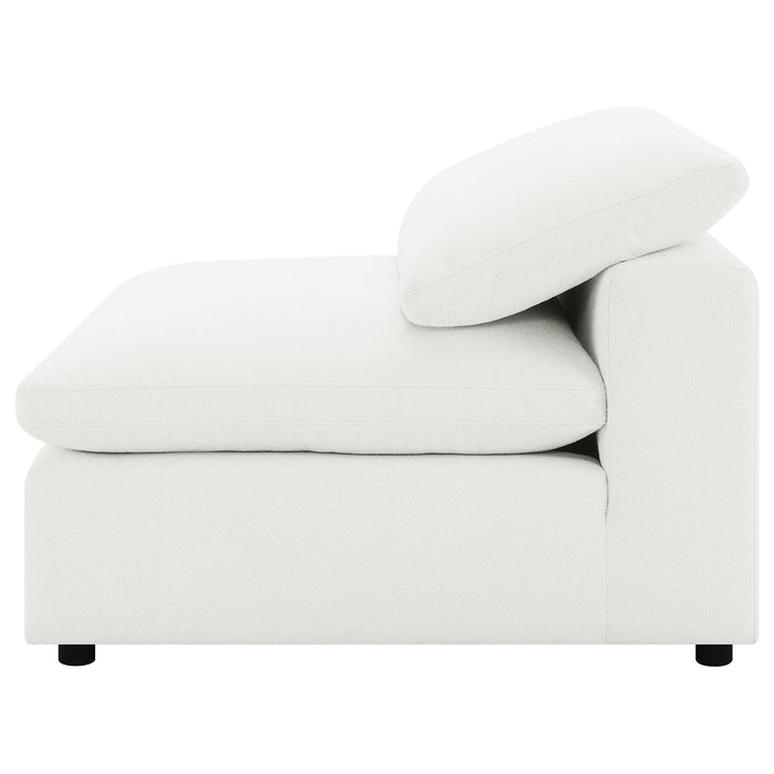 Raleigh Accent Chair - U&U Home Budget Furniture (Carteret, NJ)