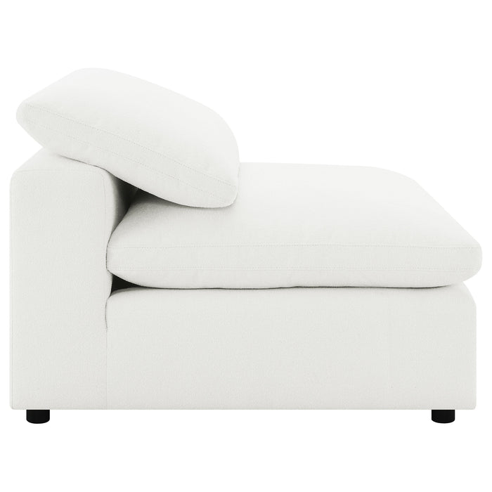 Raleigh Accent Chair - U&U Home Budget Furniture (Carteret, NJ)