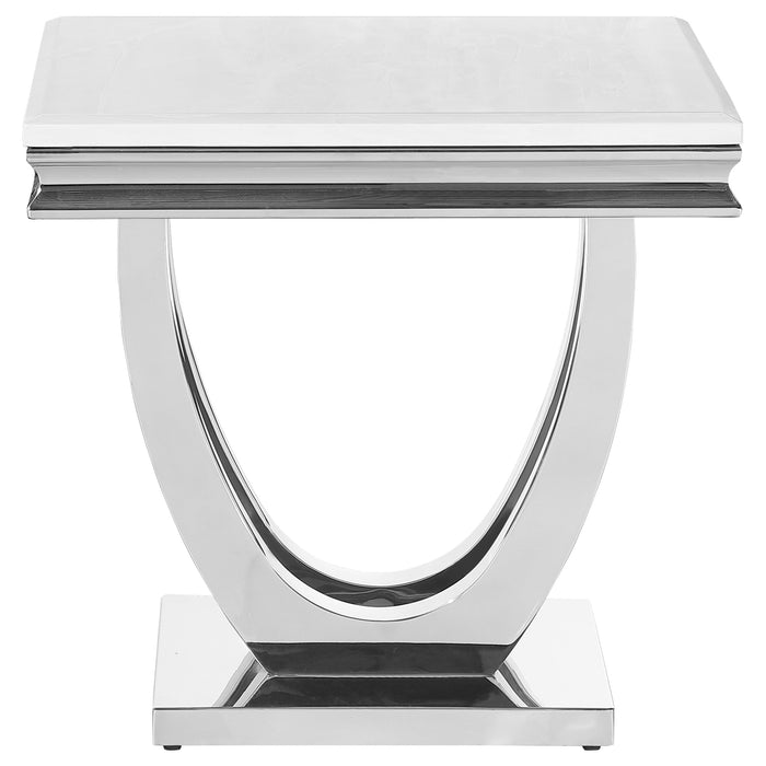 Kerwin U-base Square End Table White and Chrome - U&U Home Budget Furniture (Carteret, NJ)