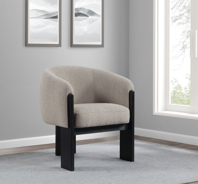 Valdez Accent Chair - U&U Home Budget Furniture (Carteret, NJ)