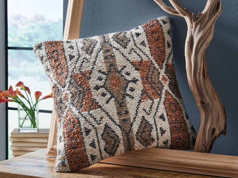 Kierenworth Pillow (Set of 4) - U&U Home Budget Furniture (Carteret, NJ)