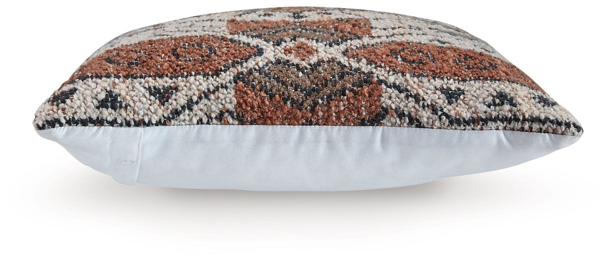Kierenworth Pillow (Set of 4) - U&U Home Budget Furniture (Carteret, NJ)