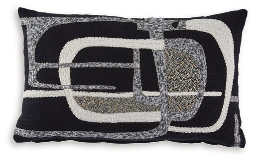 Gavrileigh Pillow (Set of 4) - U&U Home Budget Furniture (Carteret, NJ)
