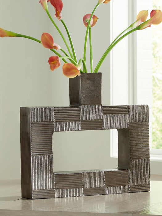 Wrengrove Vase - U&U Home Budget Furniture (Carteret, NJ)