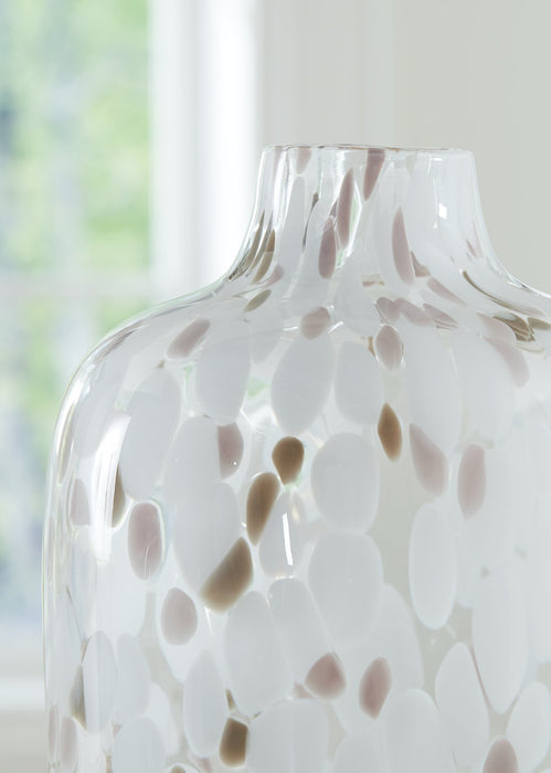 Keelton Vase - U&U Home Budget Furniture (Carteret, NJ)