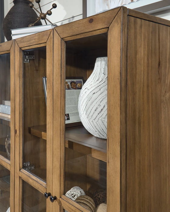 Wrenridge Accent Cabinet - U&U Home Budget Furniture (Carteret, NJ)