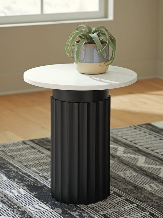 Wainstone Accent Table - U&U Home Budget Furniture (Carteret, NJ)