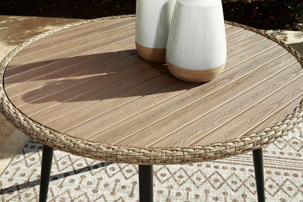 Amaris Outdoor Dining Set - U&U Home Budget Furniture (Carteret, NJ)