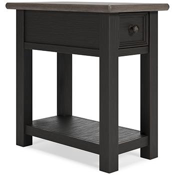 Tyler Creek End Table Set - U&U Home Budget Furniture (Carteret, NJ)