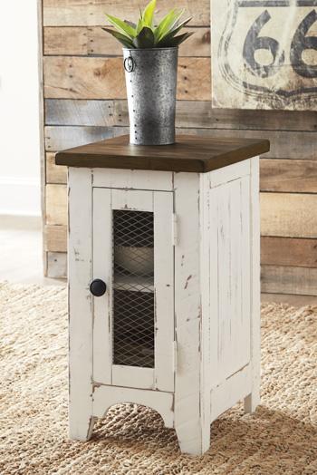 Wystfield End Table Set - U&U Home Budget Furniture (Carteret, NJ)
