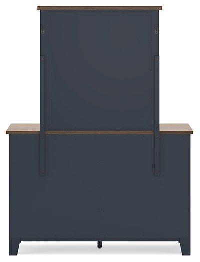 Landocken Bedroom Package - U&U Home Budget Furniture (Carteret, NJ)