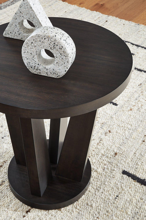 Chasinfield Occasional Table Set - U&U Home Budget Furniture (Carteret, NJ)