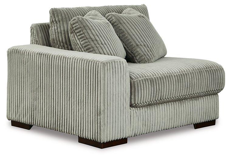 Lindyn Sectional Sofa - U&U Home Budget Furniture (Carteret, NJ)