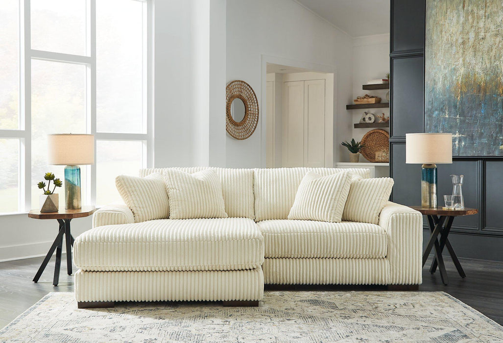 Lindyn Sectional with Chaise - U&U Home Budget Furniture (Carteret, NJ)