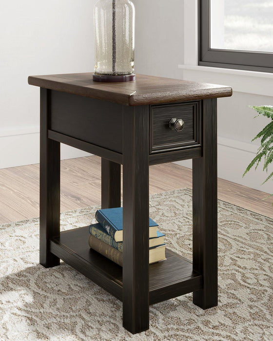 Tyler Creek End Table Set - U&U Home Budget Furniture (Carteret, NJ)