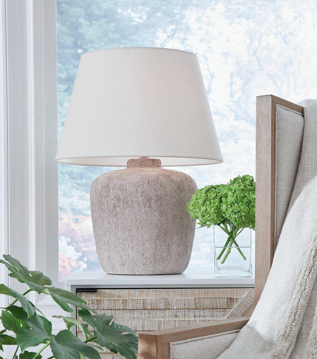 Danry Table Lamp - U&U Home Budget Furniture (Carteret, NJ)