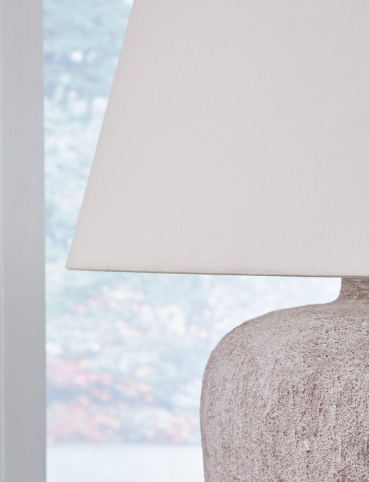 Danry Lamp Set - U&U Home Budget Furniture (Carteret, NJ)