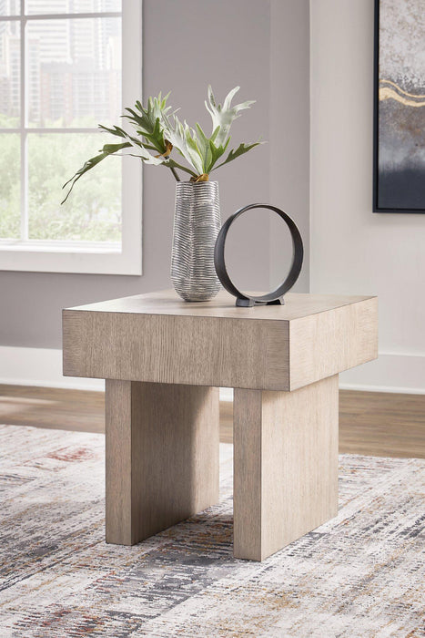 Jorlaina End Table - U&U Home Budget Furniture (Carteret, NJ)