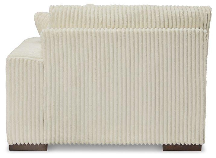 Lindyn Sectional Sofa - U&U Home Budget Furniture (Carteret, NJ)