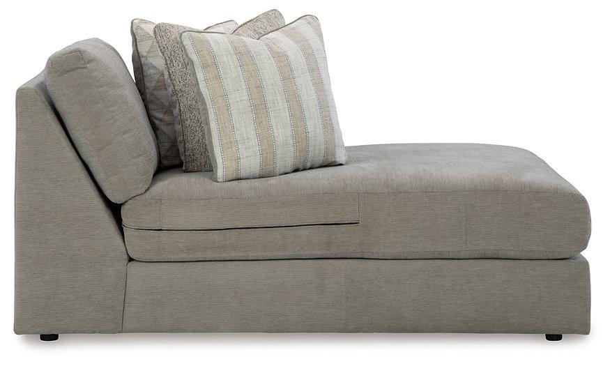 Avaliyah Sectional with Chaise - U&U Home Budget Furniture (Carteret, NJ)