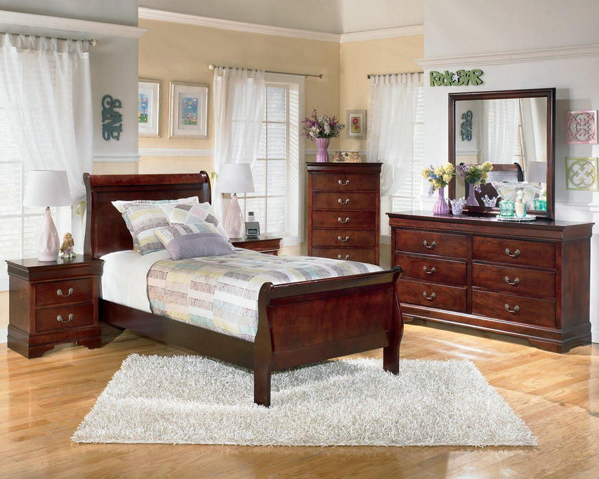 Alisdair Chest of Drawers - U&U Home Budget Furniture (Carteret, NJ)