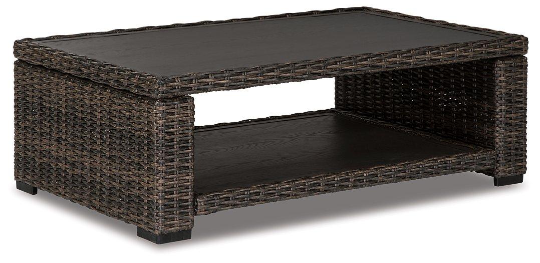 Grasson Lane Outdoor Occasional Table Set - U&U Home Budget Furniture (Carteret, NJ)